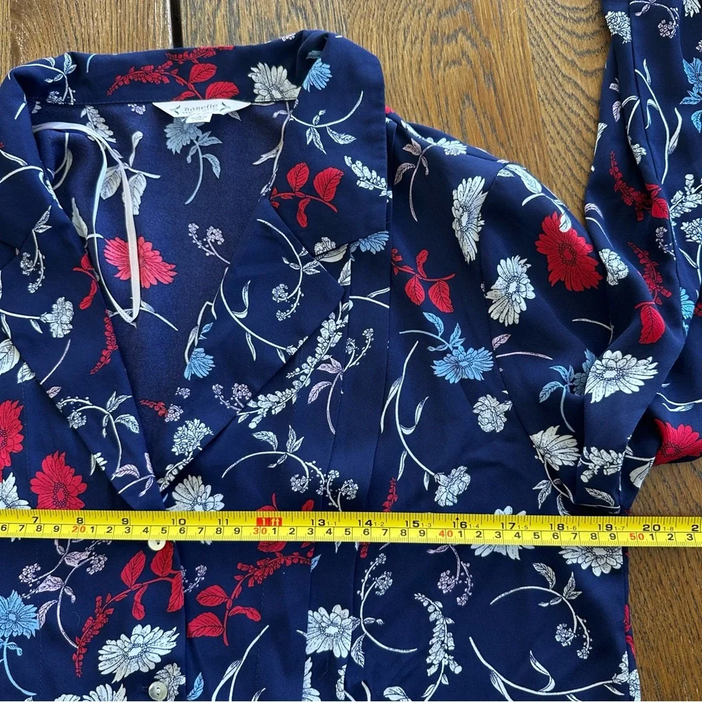 Nanette Lepore Chiffon Floral Print Pleated Top Career Blouse Women's Size M - Picture 15 of 16